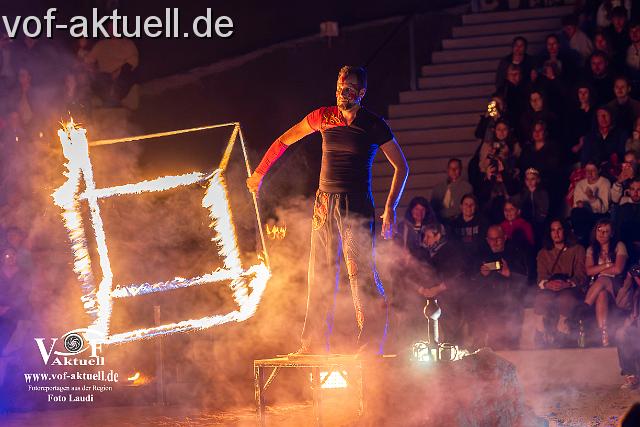 Fotto Laudi_Feuershow_26-98.jpg
